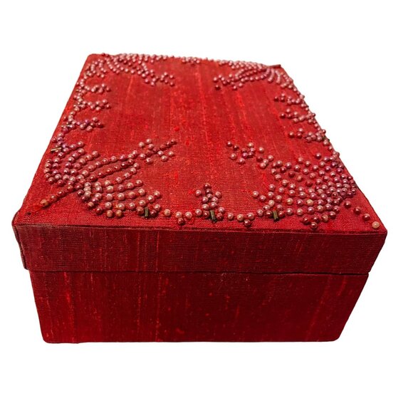 Vintage Elegant Red Fabric Jewelry Box With Bead Embellishments & Tassel 8" x 6" - Picture 4 of 5